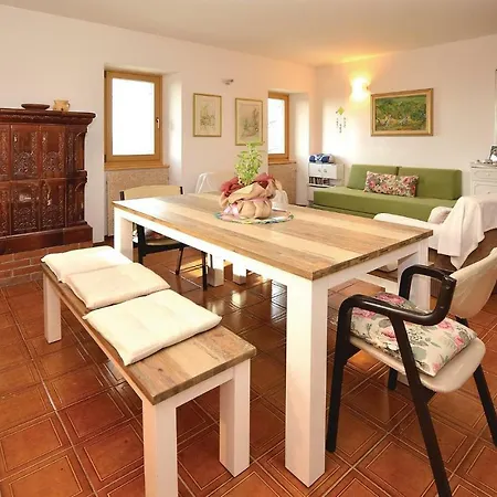 One-bedroom Holiday In *