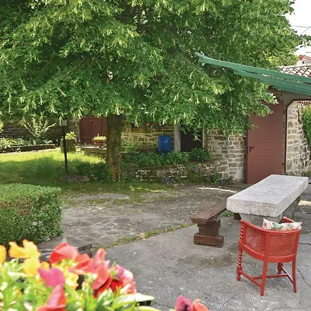 One-bedroom Holiday In Črni Kal